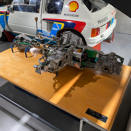 Peugeot 205 Turbo 16 Rallye Groupe B 1986 au Musée de l'Aventure Peugeot.
