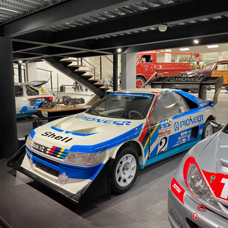Peugeot 405 T16 Pikes Peak 1988-1989 au Musée de l'Aventure Peugeot.