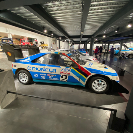 Peugeot 405 T16 Pikes Peak 1988-1989 au Musée de l'Aventure Peugeot.