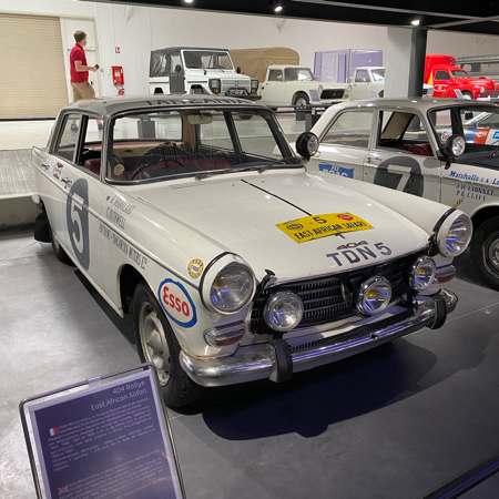 Peugeot 404 Rallye East African Safari au Musée de l'Aventure Peugeot.
